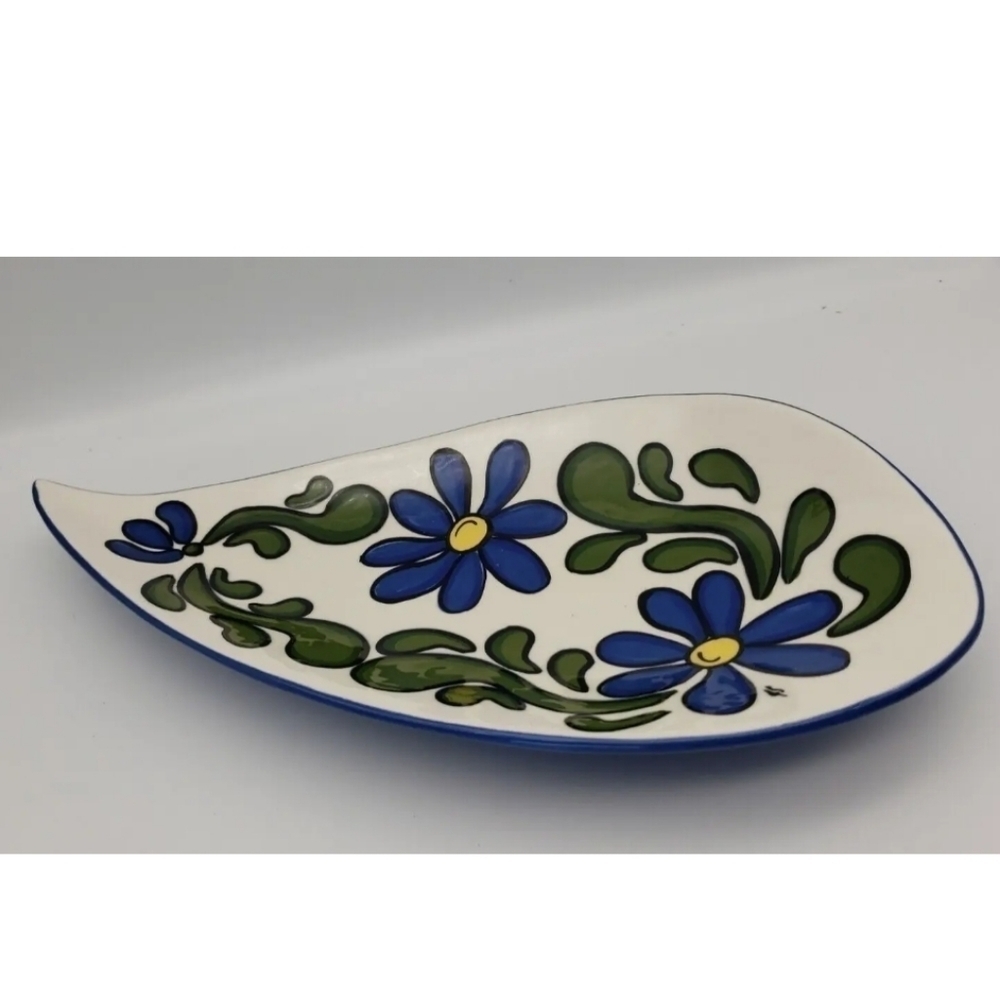 MCM retro tear drop shape Vintage Hand Painted Candy Trinket Dish 1969 Signed